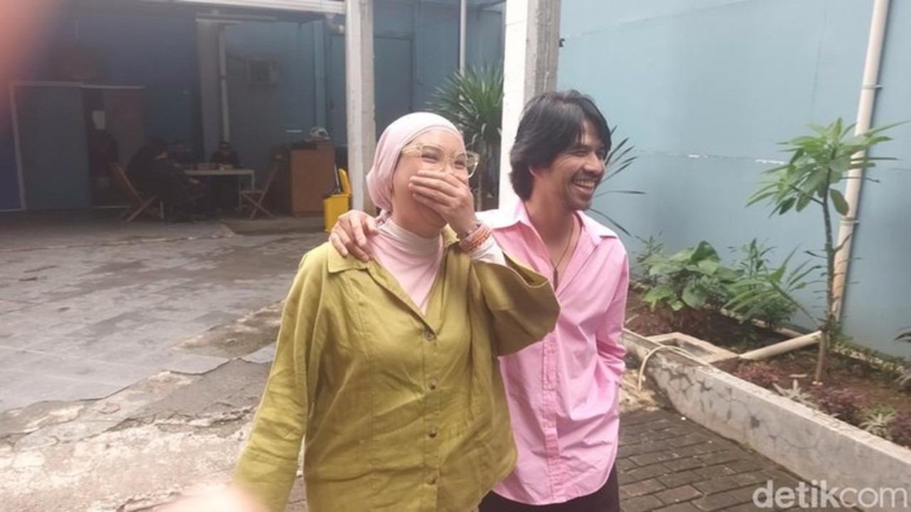 Ariyo Wahab Ungkap Kunci 24 Tahun Rumah Tangga Bersama Milasari Wardhani: Fokus Ketenangan dan Ibadah