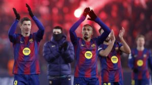 Barcelona Bungkam Slavia Praha 4-2, Hansi Flick Catat Rekor Buruk Pertahanan di Liga Champions