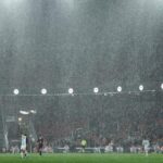 Barcelona Gilas Real Oviedo 3-0, Atap Stadion Camp Nou Justru Bocor dan Banjiri Tribun Penonton