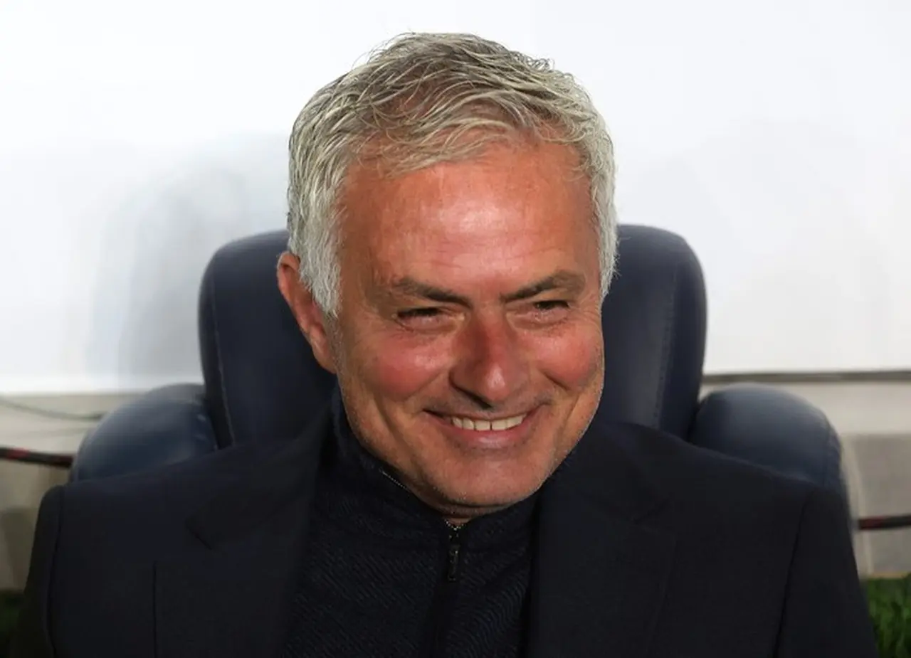 Benfica Tekuk Real Madrid 4-2 dalam Laga Penuh Drama, Kedua Tim Kembali Bertemu di Playoff 16 Besar Liga Champions