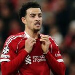 Curtis Jones dan Arne Slot Dikabarkan Ribut, Masa Depan Sang Gelandang di Liverpool Terancam