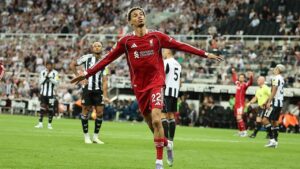 Ekitike Bidik Kemenangan, Tak Peduli Sambutan Dingin Fans Newcastle di Anfield