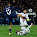 Hasil Auxerre vs PSG: Gol Bradley Barcola Bawa Les Parisiens Menang 1-0 dan Puncaki Klasemen Ligue 1