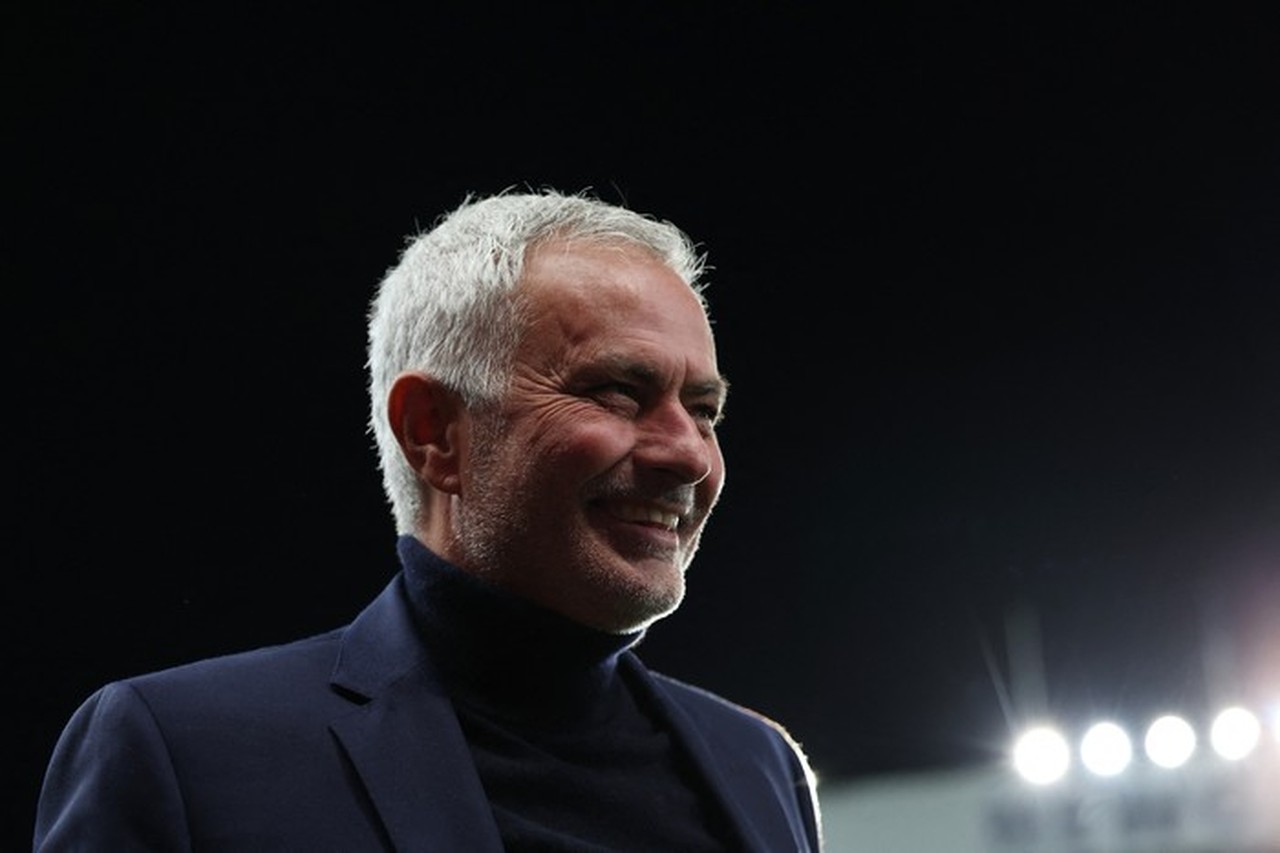 Jose Mourinho Sindir Kebijakan Klub Besar yang Tunjuk Pelatih Tanpa Rekam Jejak dan Sejarah