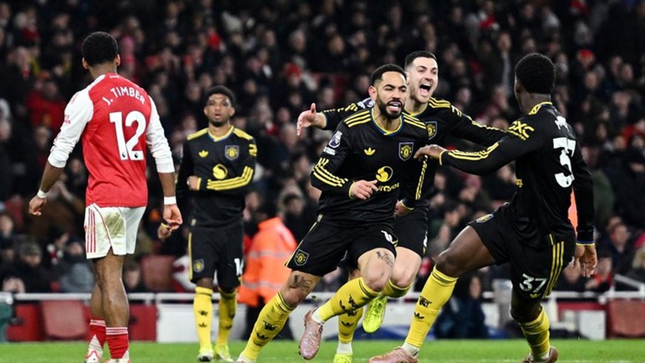 Manchester United Bungkam Arsenal 3-2 di Emirates, Setan Merah Resmi Tembus Empat Besar Klasemen