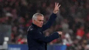 Mourinho Bungkam Dean Huijsen Usai Benfica Sikat Real Madrid 4-2 di Liga Champions