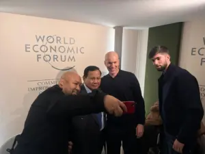 Prabowo Subianto Temui Zinedine Zidane di WEF 2026, Netizen Desak Zizou Latih Timnas Indonesia