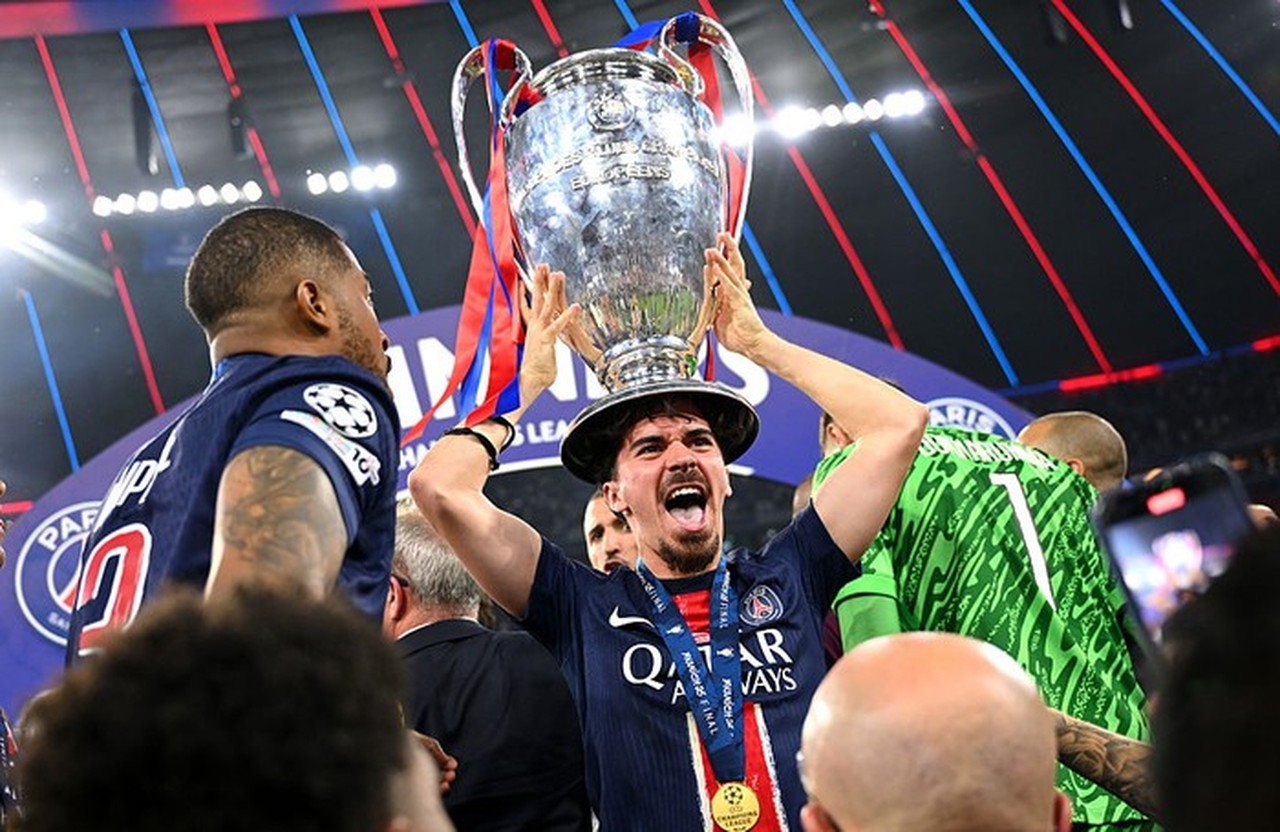 Real Madrid dan PSG Terperosok ke Playoff 16 Besar: Juara Bertahan Liga Champions Terancam Format Baru Real Madrid dan PSG Terperosok ke Playoff 16 Besar: Juara Bertahan Liga Champions Terancam Format Baru