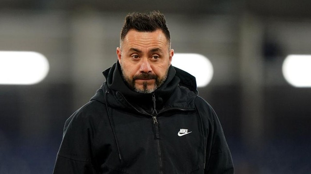 Roberto De Zerbi Bungkam Rumor Manchester United Jelang Laga Kontra Liverpool di Liga Champions Roberto De Zerbi Bungkam Rumor Manchester United Jelang Laga Kontra Liverpool di Liga Champions