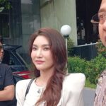 Sarwendah Serahkan Bukti Anak Kandung ke Polisi, Bantah Tudingan Fitnah Asal-Usul Thalia Putri Onsu