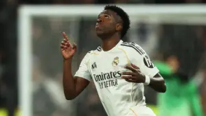 Toni Kroos Bela Vinicius Jr: Cemoohan Suporter Bukti Dia Adalah Pemain Besar di Real Madrid