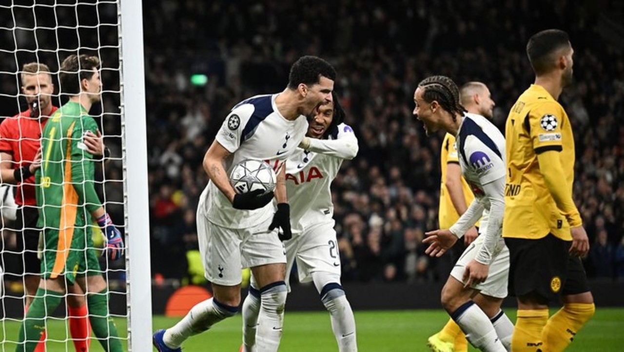 Tottenham Hotspur Bungkam 10 Pemain Borussia Dortmund 2-0, The Lilywhites Tembus Empat Besar Klasemen