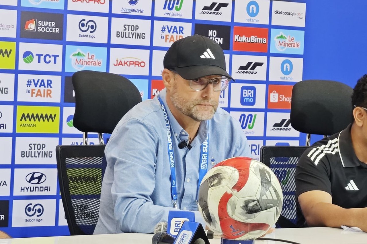 Absennya VAR di Laga Persija vs PSM Jadi Sorotan, Pelatih Kedua Tim Ungkap Kekecewaan Mendalam