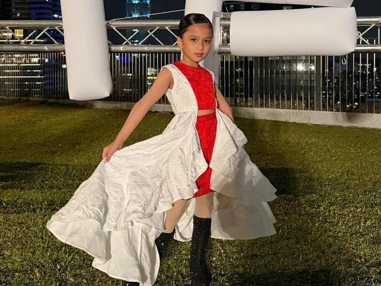 Annisa Dalimunthe, Bintang Cilik Indonesia, Pukau Panggung Taipei Fashion Week 2026 dengan Enam Koleksi Desainer Ternama