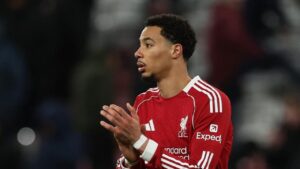 Hugo Ekitike Pimpin Liverpool Bungkam Newcastle, Joe Cole Sanjung Penampilan Memukau