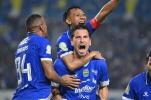 Jadwal Liga 1: Persib Bandung Jamu Persita Tangerang di GBLA, Bojan Hodak Waspadai Tim Lawan