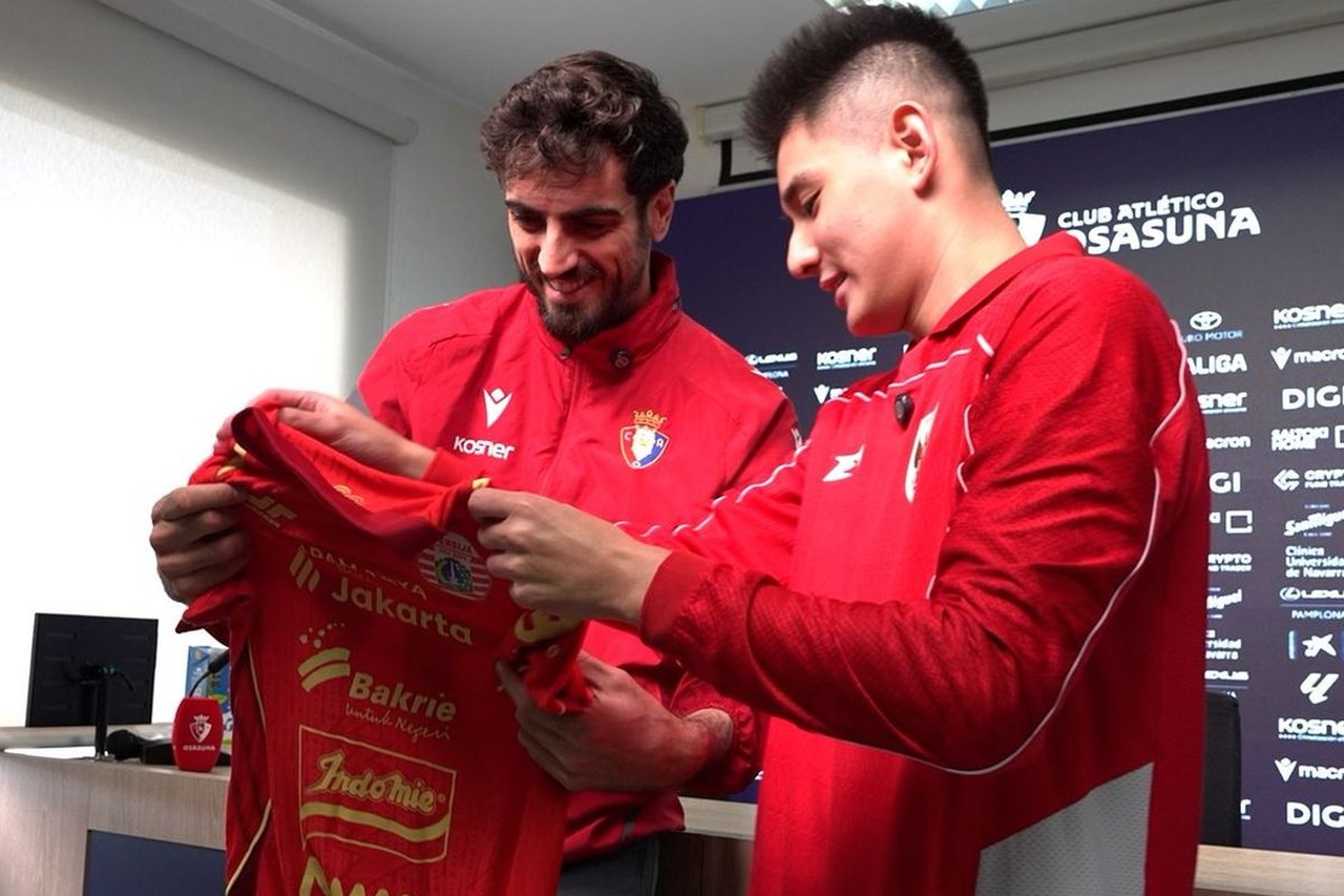 Jordi Amat dan Persija Beri Kejutan Istimewa kepada Eks Rekan Setimnya di LALIGA, Alejandro Catena