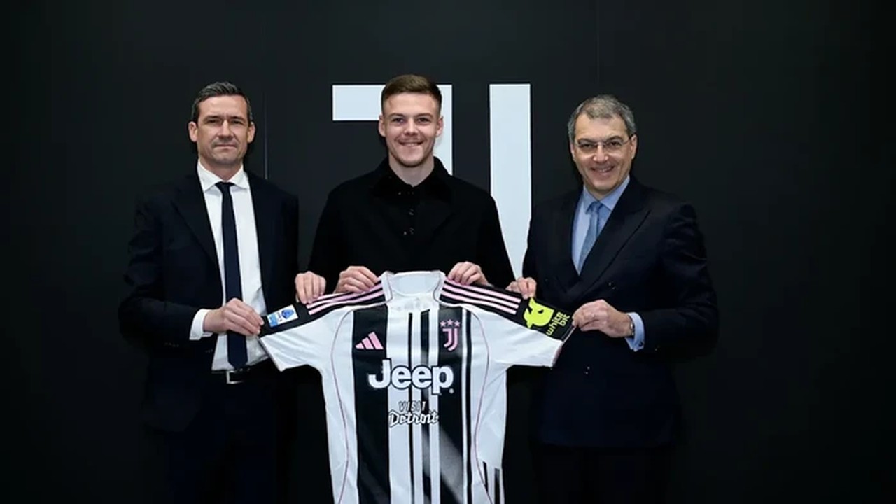 Juventus Bungkam Bursa Transfer dengan Kedatangan Emil Holm, Joao Mario dan Rugani Dilepas