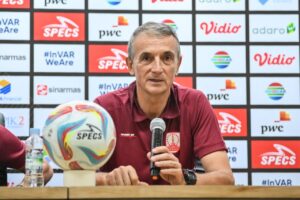 Kebugaran Pemain: Milomir Seslija Soroti Kondisi Fisik Febri Hariyadi Usai Debut di Persis Solo