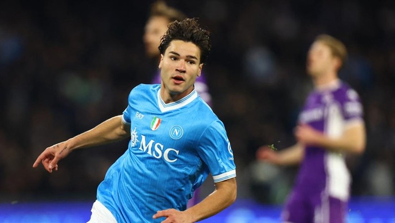 Napoli Sikat Fiorentina 2-1: Vergara dan Gutierrez Jadi Pahlawan Kunci Tiga Poin Penting