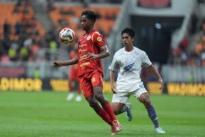 Persija Kalahkan PSM 2-1, Mauricio Souza Soroti Tiadanya VAR dan Akui Kesalahan Protes di Lapangan
