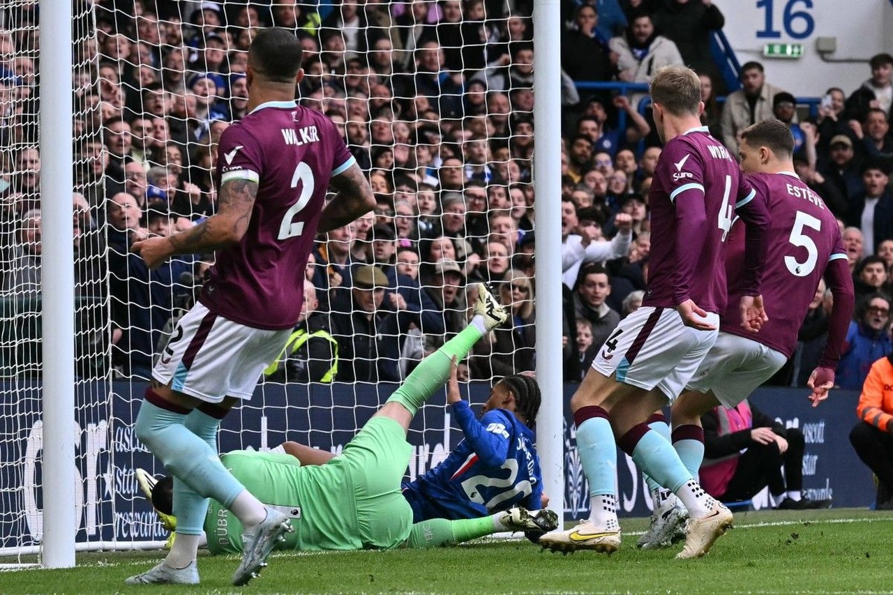 Premier League: Chelsea Gagal Amankan Tiga Poin Penuh, Ditahan Imbang Burnley 1-1 di Kandang Sendiri